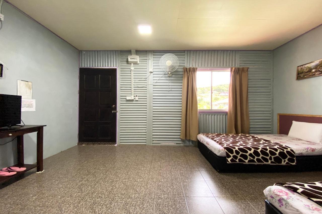 Oyo 90284 Kampung Stay Kilimu Ranau Luaran gambar